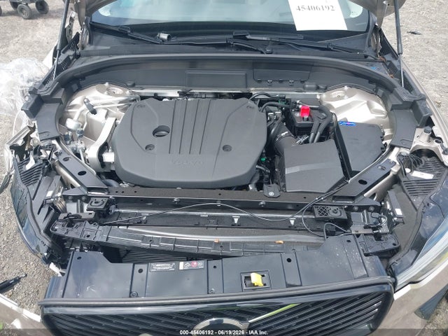 YV4M12RM2T1408298 Volvo Xc60 B5 Ultra