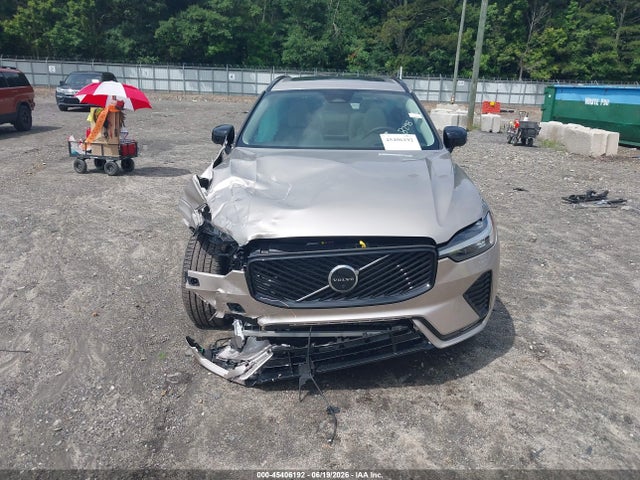 YV4M12RM2T1408298 Volvo Xc60 B5 Ultra