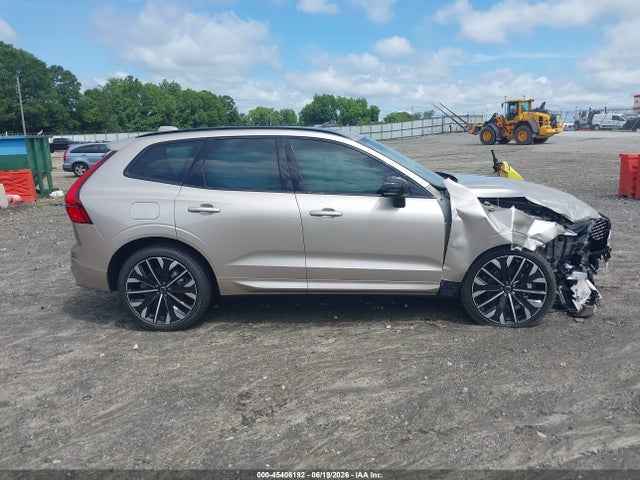 YV4M12RM2T1408298 Volvo Xc60 B5 Ultra