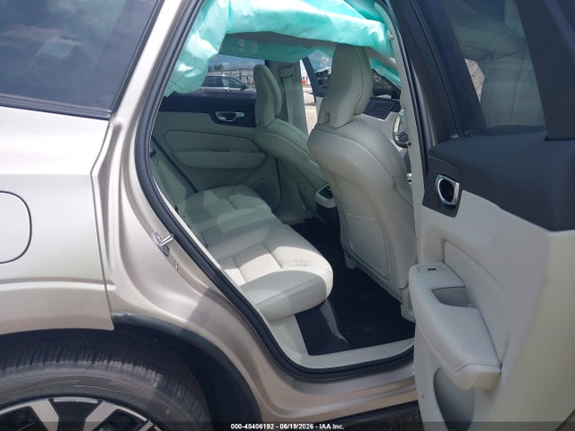 YV4M12RM2T1408298 Volvo Xc60 B5 Ultra