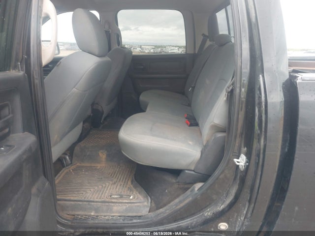 45406253 :رقم المزاد ، 3C6UR5CJXGG147819 vin ، 2016 Ram 2500 Tradesman مزاد بيع