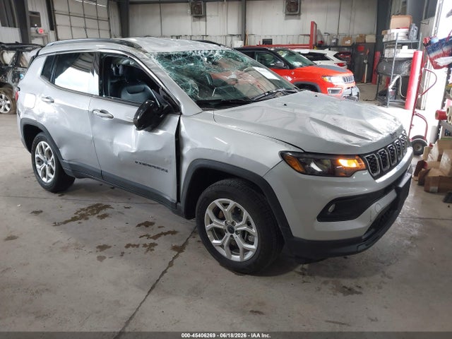 2025 Jeep Compass Latitude 4x4 მანქანა იყიდება აუქციონზე, vin: 3C4NJDBN5ST553574, აუქციონის ნომერი: 45406269