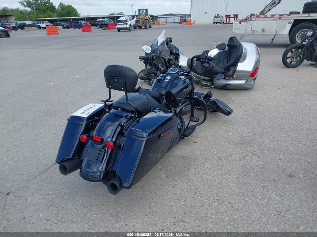 1HD1KVP10KB638538 Harley-Davidson FLHRXS