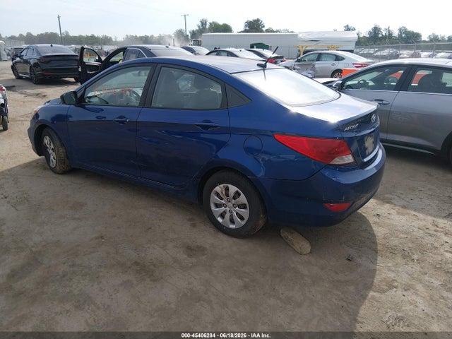 Hyundai ACCENT SE 2017 KMHCT4AEXHU248021 Image 3