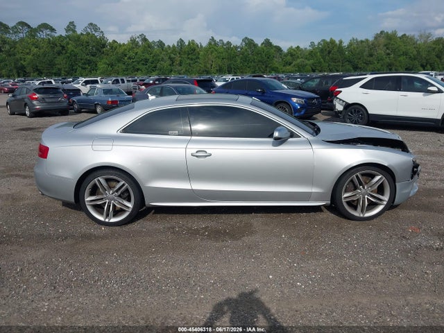 45406318 :رقم المزاد ، WAUVVAFR0BA028622 vin ، 2011 Audi S5 4.2 Premium Plus مزاد بيع