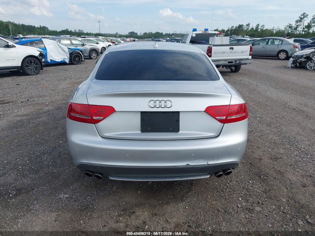 45406318 :رقم المزاد ، WAUVVAFR0BA028622 vin ، 2011 Audi S5 4.2 Premium Plus مزاد بيع
