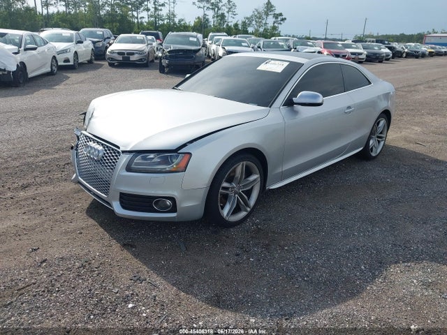 45406318 :رقم المزاد ، WAUVVAFR0BA028622 vin ، 2011 Audi S5 4.2 Premium Plus مزاد بيع