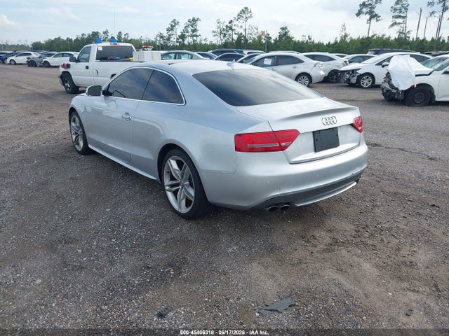 45406318 :رقم المزاد ، WAUVVAFR0BA028622 vin ، 2011 Audi S5 4.2 Premium Plus مزاد بيع