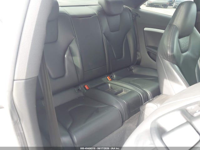 45406318 :رقم المزاد ، WAUVVAFR0BA028622 vin ، 2011 Audi S5 4.2 Premium Plus مزاد بيع