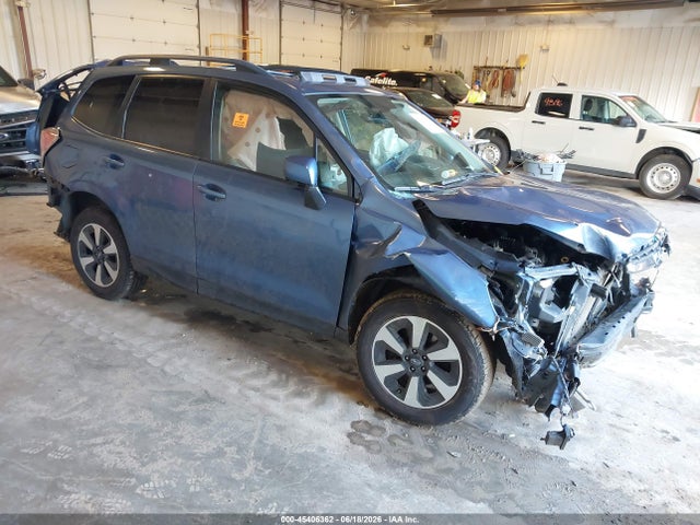 2017 Subaru Forester 2.5i Premium მანქანა იყიდება აუქციონზე, vin: JF2SJAEC2HH518527, აუქციონის ნომერი: 45406362