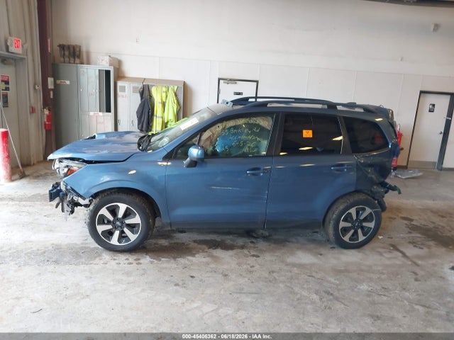 2017 Subaru Forester 2.5i Premium მანქანა იყიდება აუქციონზე, vin: JF2SJAEC2HH518527, აუქციონის ნომერი: 45406362