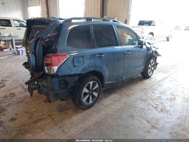 2017 Subaru Forester 2.5i Premium მანქანა იყიდება აუქციონზე, vin: JF2SJAEC2HH518527, აუქციონის ნომერი: 45406362