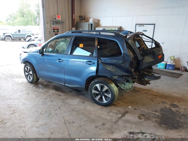 2017 Subaru Forester 2.5i Premium მანქანა იყიდება აუქციონზე, vin: JF2SJAEC2HH518527, აუქციონის ნომერი: 45406362