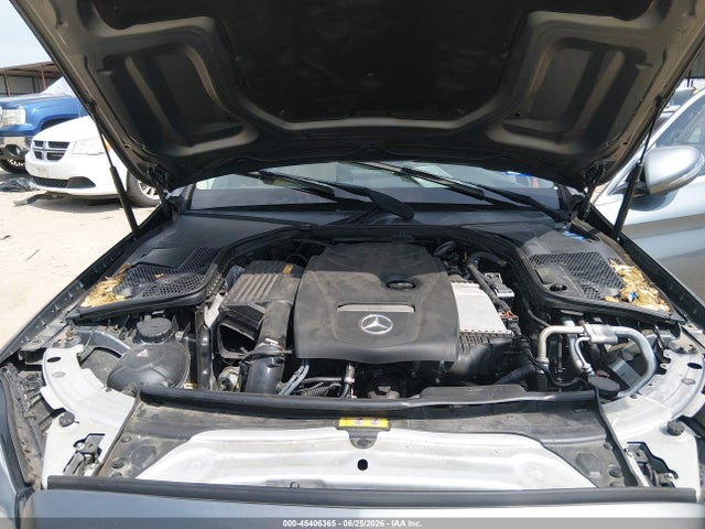 Aukcja sprzedaży 2017 Mercedes-benz C 300, vin: 55SWF4JB3HU211141, numer aukcji: 45406365