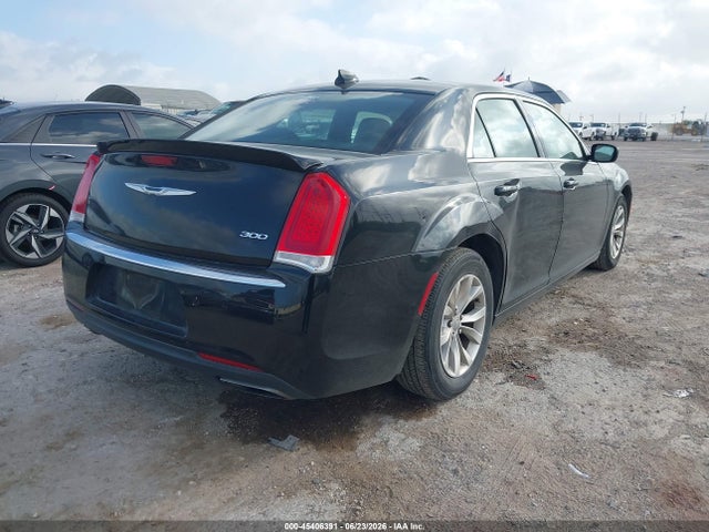 Chrysler 300 Limited 2015 2C3CCAAG2FH849271 Image 4