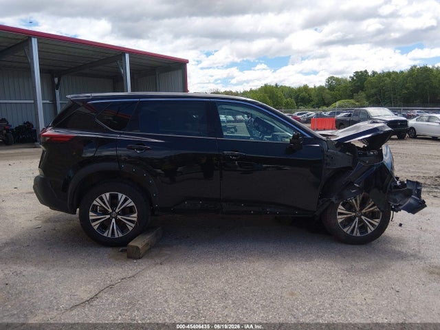 45406435 :رقم المزاد ، 5N1AT3BB9MC765932 vin ، 2021 Nissan Rogue Sv Intelligent Awd مزاد بيع