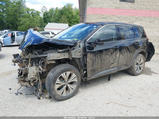 45406435 :رقم المزاد ، 5N1AT3BB9MC765932 vin ، 2021 Nissan Rogue Sv Intelligent Awd مزاد بيع