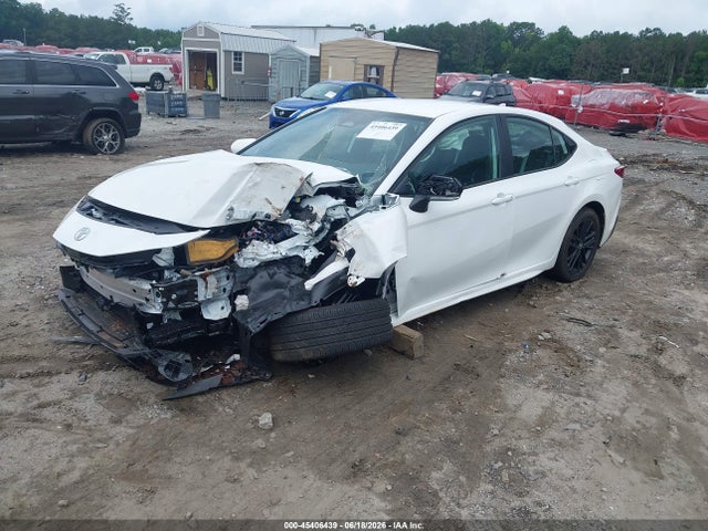 Toyota CAMRY SE 2026 4T1DAACKXTU721243 Image 2