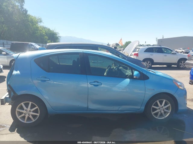 Toyota Prius C Three 2015 JTDKDTB37F1113095 Image 14