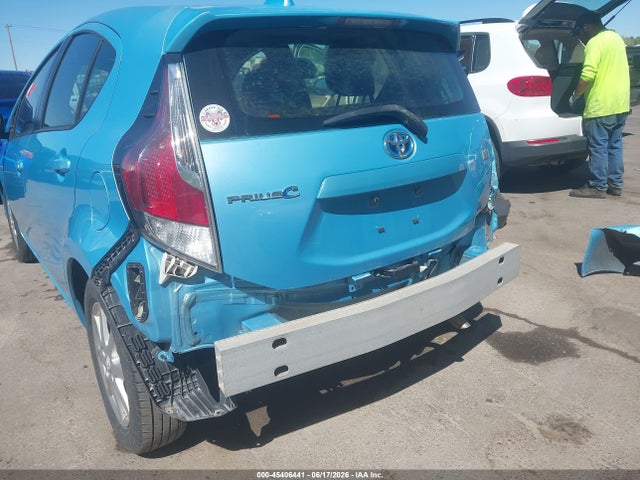 Toyota Prius C Three 2015 JTDKDTB37F1113095 Image 19