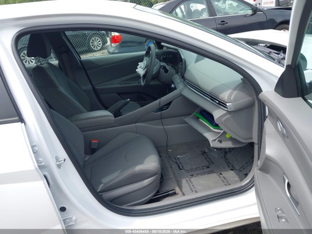 45406458 :رقم المزاد ، KMHLM4DG7RU699533 vin ، 2024 Hyundai Elantra Sel مزاد بيع