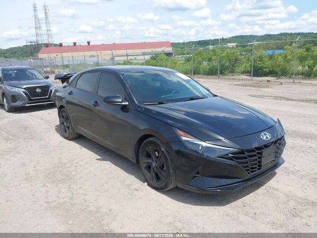 45406474 :رقم المزاد ، 5NPLS4AG6MH017100 vin ، 2021 Hyundai Elantra Sel مزاد بيع