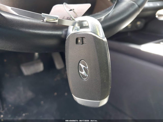 45406474 :رقم المزاد ، 5NPLS4AG6MH017100 vin ، 2021 Hyundai Elantra Sel مزاد بيع