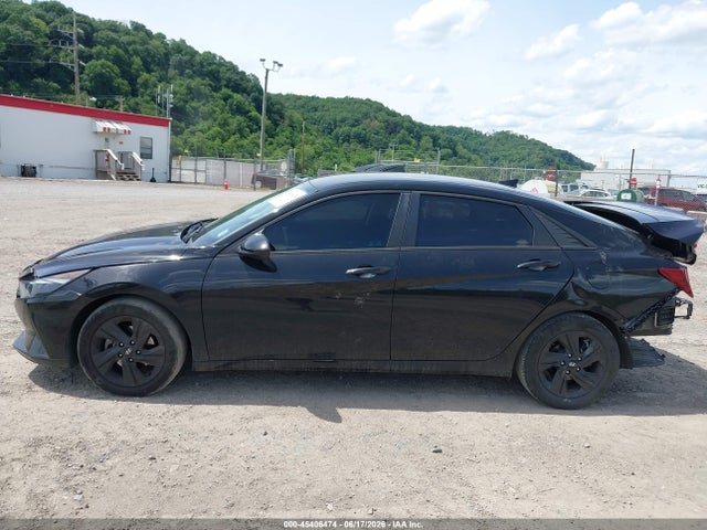45406474 :رقم المزاد ، 5NPLS4AG6MH017100 vin ، 2021 Hyundai Elantra Sel مزاد بيع