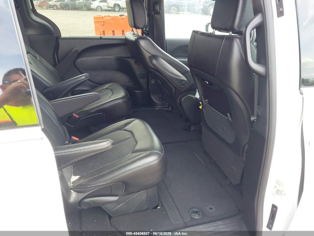 2025 Chrysler Pacifica Select მანქანა იყიდება აუქციონზე, vin: 2C4RC1BGXSR532489, აუქციონის ნომერი: 45406507