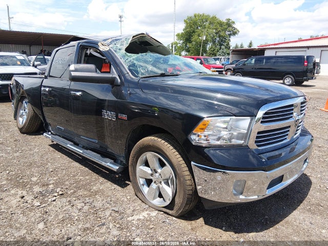 45406537 :رقم المزاد ، 1C6RR7TT2HS690904 vin ، 2017 Ram 1500 Big Horn  4x4 6'4 Box مزاد بيع