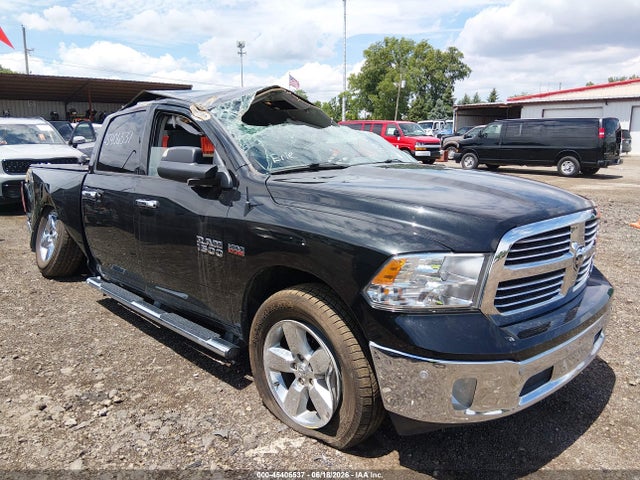 45406537 :رقم المزاد ، 1C6RR7TT2HS690904 vin ، 2017 Ram 1500 Big Horn  4x4 6'4 Box مزاد بيع
