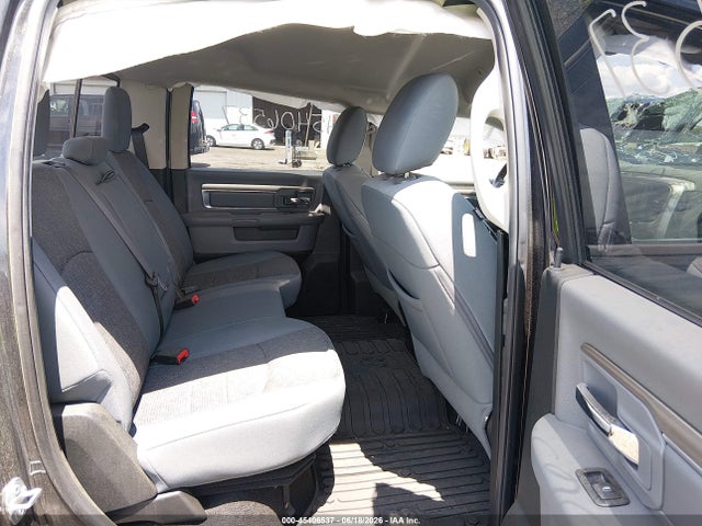 45406537 :رقم المزاد ، 1C6RR7TT2HS690904 vin ، 2017 Ram 1500 Big Horn  4x4 6'4 Box مزاد بيع