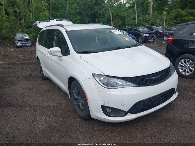 Продажа на аукционе авто 2018 Chrysler Pacifica Touring L, vin: 2C4RC1BG8JR158012, номер лота: 45406550