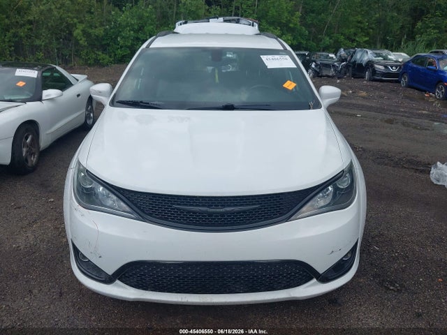 Продажа на аукционе авто 2018 Chrysler Pacifica Touring L, vin: 2C4RC1BG8JR158012, номер лота: 45406550
