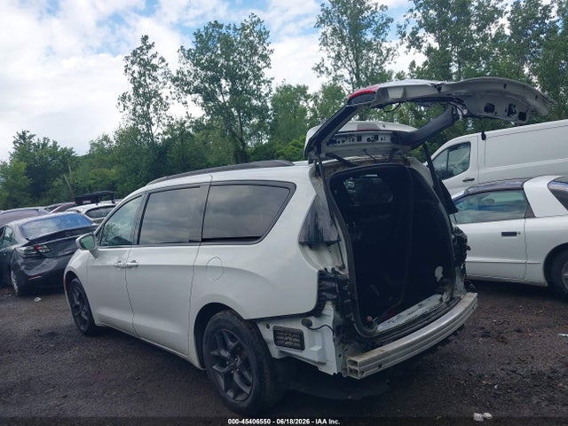 Продажа на аукционе авто 2018 Chrysler Pacifica Touring L, vin: 2C4RC1BG8JR158012, номер лота: 45406550