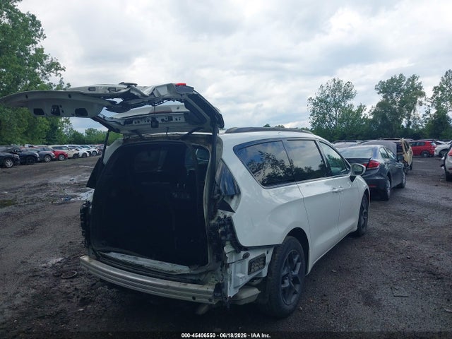 Продажа на аукционе авто 2018 Chrysler Pacifica Touring L, vin: 2C4RC1BG8JR158012, номер лота: 45406550