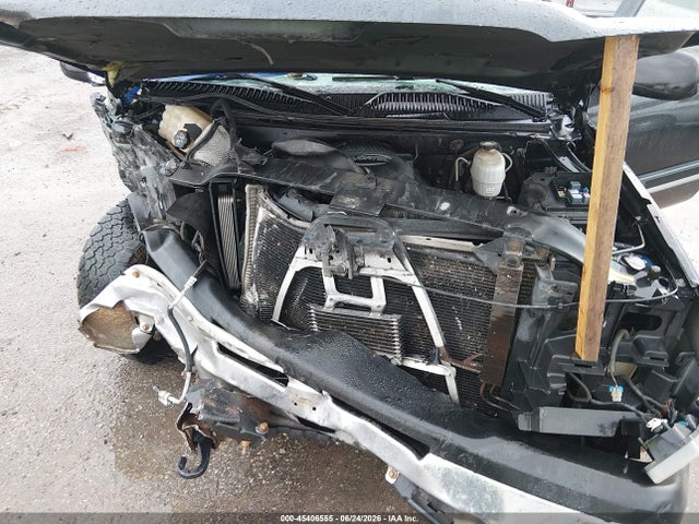 Продаж на аукціоні авто 2003 Chevrolet Silverado 1500hd Ls, vin: 1GCGK13U53F143265, номер лоту: 45406555
