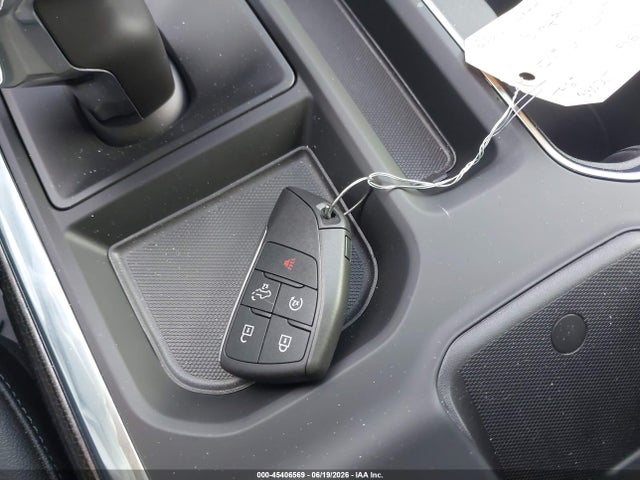2026 Chevrolet Silverado 1500 4wd  Short Bed Lt Trail Boss მანქანა იყიდება აუქციონზე, vin: 3GCUKFED8TG174697, აუქციონის ნომერი: 45406569