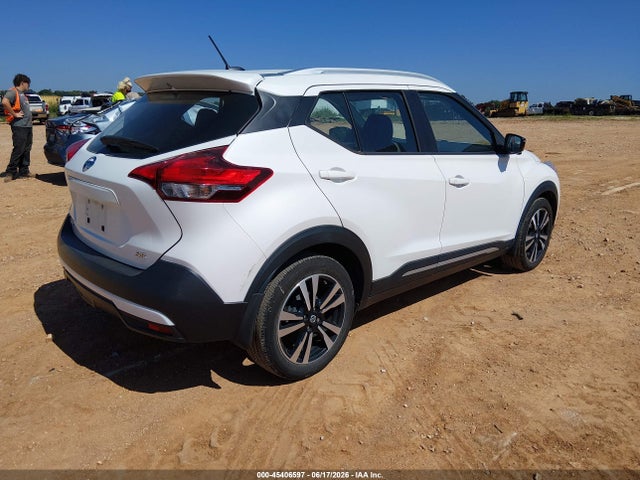 45406597 :رقم المزاد ، 3N1CP5CU4JL541886 vin ، 2018 Nissan Kicks Sr مزاد بيع