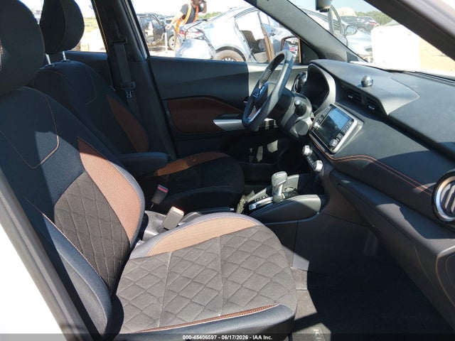Nissan KICKS SR 2018 3N1CP5CU4JL541886 Image 5