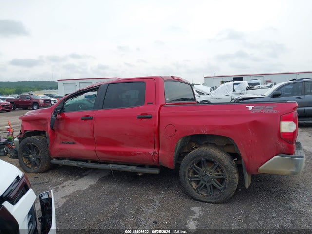 45406602 :رقم المزاد ، 5TFDW5F1XJX741262 vin ، 2018 Toyota Tundra Sr5 5.7l V8 مزاد بيع