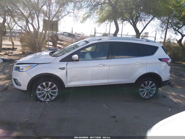 Ford Escape Titanium 2018 1FMCU9J99JUD04940 Image 13