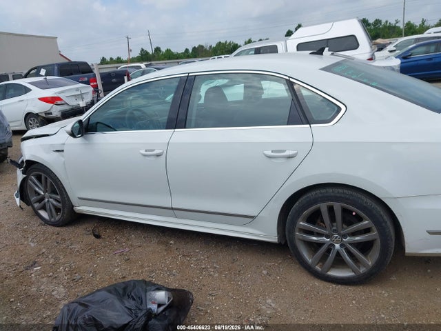 45406623 :رقم المزاد ، 1VWDT7A38HC076129 vin ، 2017 Volkswagen Passat 1.8t R-line مزاد بيع