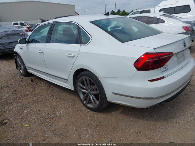 45406623 :رقم المزاد ، 1VWDT7A38HC076129 vin ، 2017 Volkswagen Passat 1.8t R-line مزاد بيع