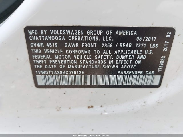 45406623 :رقم المزاد ، 1VWDT7A38HC076129 vin ، 2017 Volkswagen Passat 1.8t R-line مزاد بيع