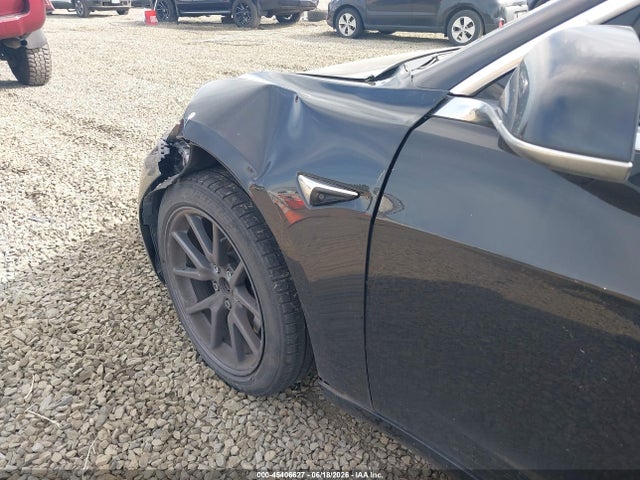 5YJ3E1EA7JF101478 Tesla Model 3 Long Range/mid Range