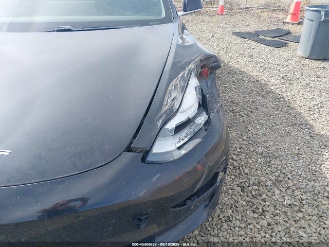 5YJ3E1EA7JF101478 Tesla Model 3 Long Range/mid Range