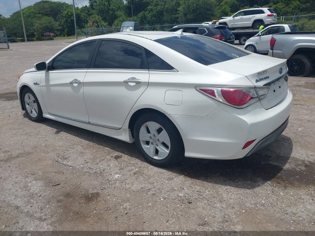 2012 Hyundai Sonata Hybrid მანქანა იყიდება აუქციონზე, vin: KMHEC4A48CA020965, აუქციონის ნომერი: 45406657