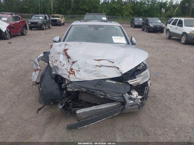 2019 Audi A4 45 Premium მანქანა იყიდება აუქციონზე, vin: WAUDNAF42KA098493, აუქციონის ნომერი: 45406702