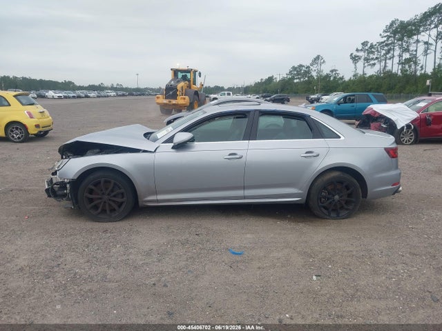 2019 Audi A4 45 Premium მანქანა იყიდება აუქციონზე, vin: WAUDNAF42KA098493, აუქციონის ნომერი: 45406702